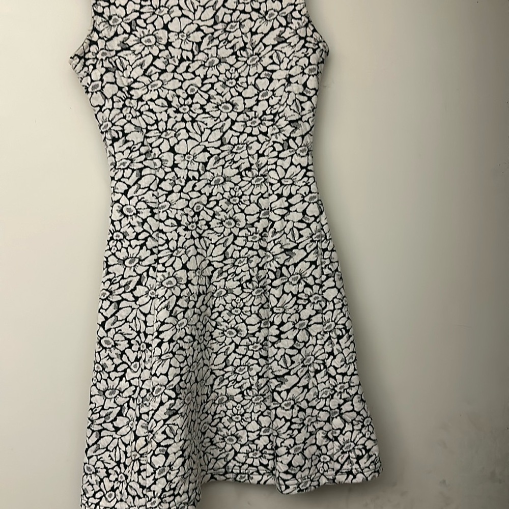 Beautiful flowers girl dress